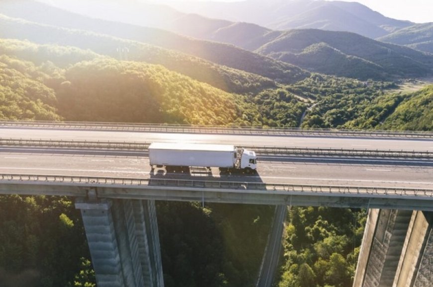 Secure Interstate Vehicle Transport Across Australia | Fast, Insured & Affordable Car Movers