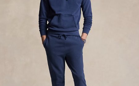 The Best Fabrics for Comfortable Tracksuits