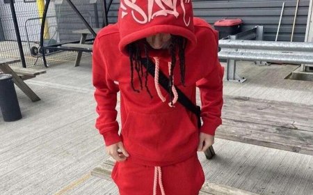 Syna World: A Cultural Movement Redefined Through the Syna World Tracksuit