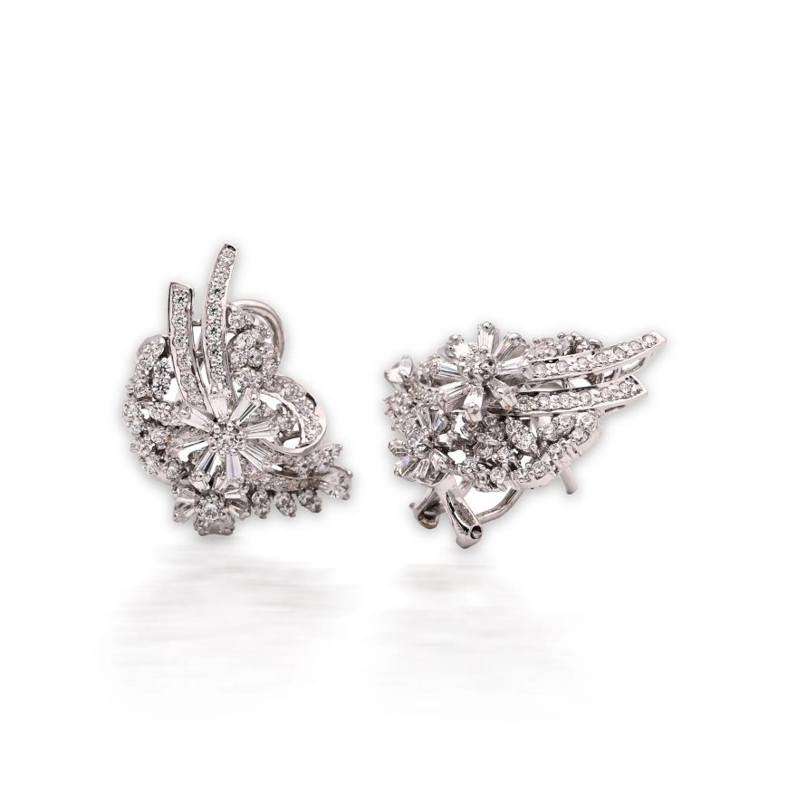 How to Choose the Perfect Diamond Tops for Your Face Shape