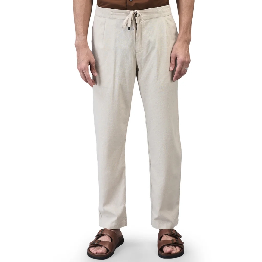 Men’s Track Pants with Zip Pockets: Functional Yet Fashionable