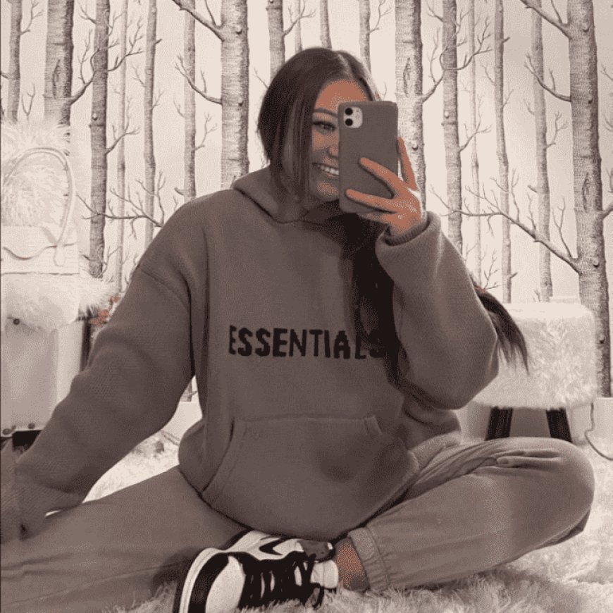 The Essentials Hoodie: A Streetwear Staple Redefined