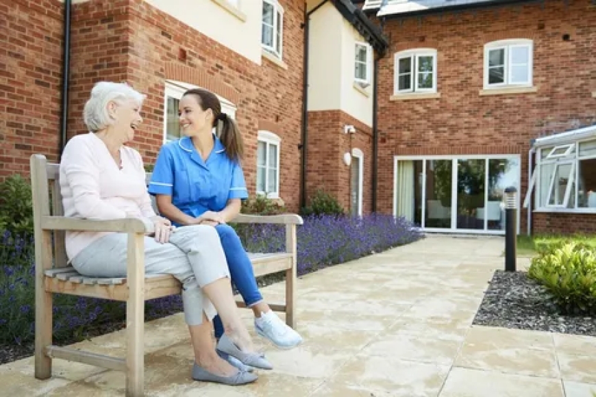 Private Carers Croydon: Personalised Support at Your Door